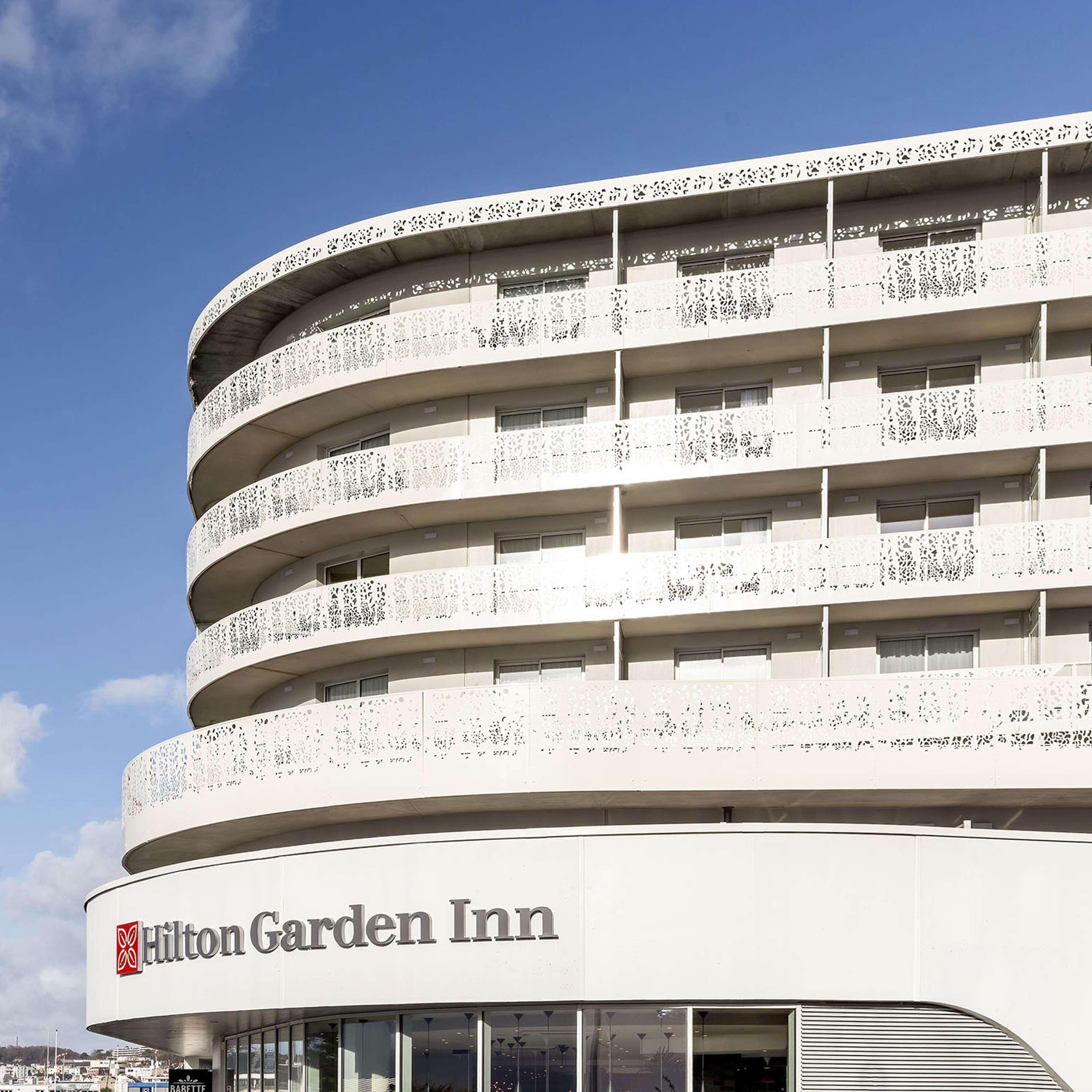Hilton Garden Inn Le Havre Centre Exterior photo
